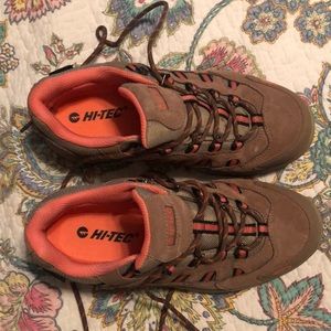 Hi-Tec women’s hiking shoes